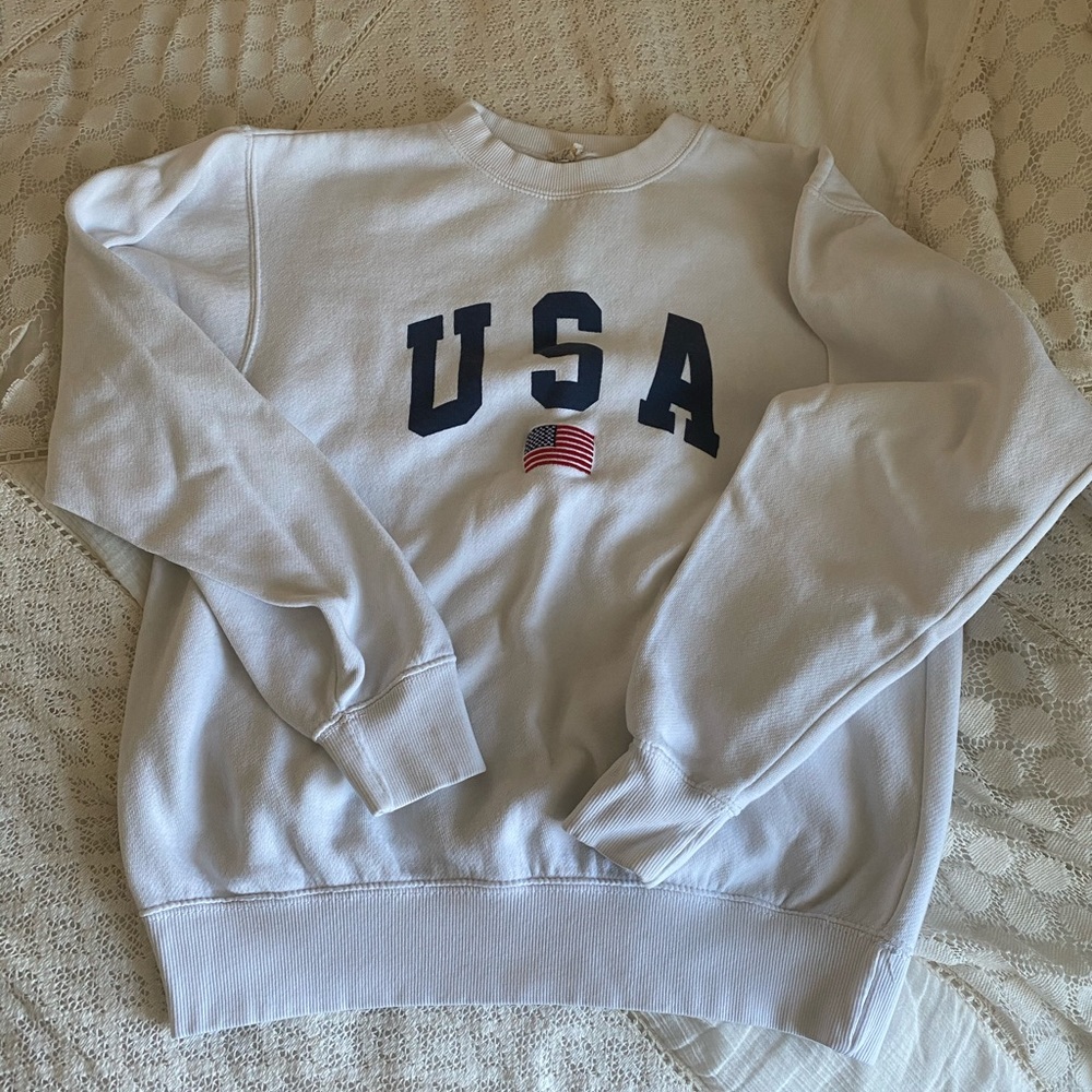 BRANDY MELVILLE USA Sweatshirt RARE